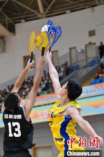 海南队高脚竞速双冠收官 珍珠球首夺男子一等奖