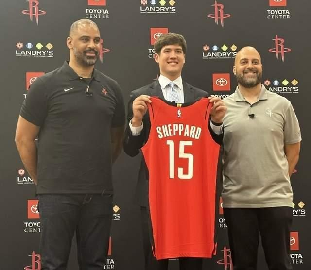 火箭逆转连胜对手杜兰特率队取胜并迎来六大利